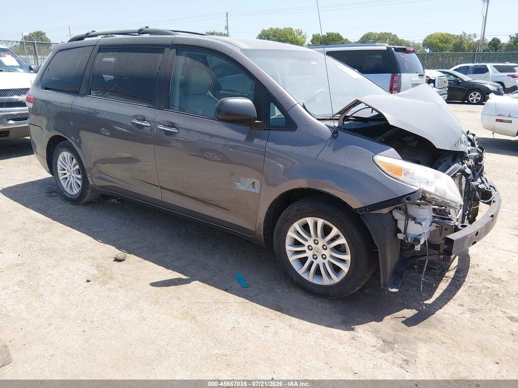 5TDYK3DC1DS351585 2013 TOYOTA SIENNA photo no. 1