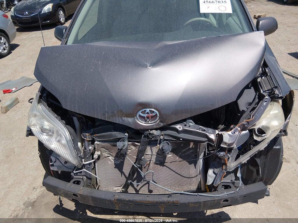 5TDYK3DC1DS351585 2013 TOYOTA SIENNA photo no. 10