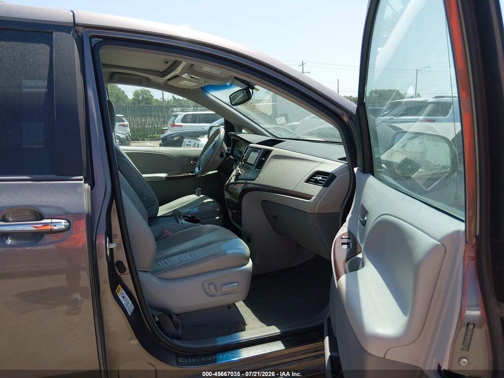 5TDYK3DC1DS351585 2013 TOYOTA SIENNA photo no. 5