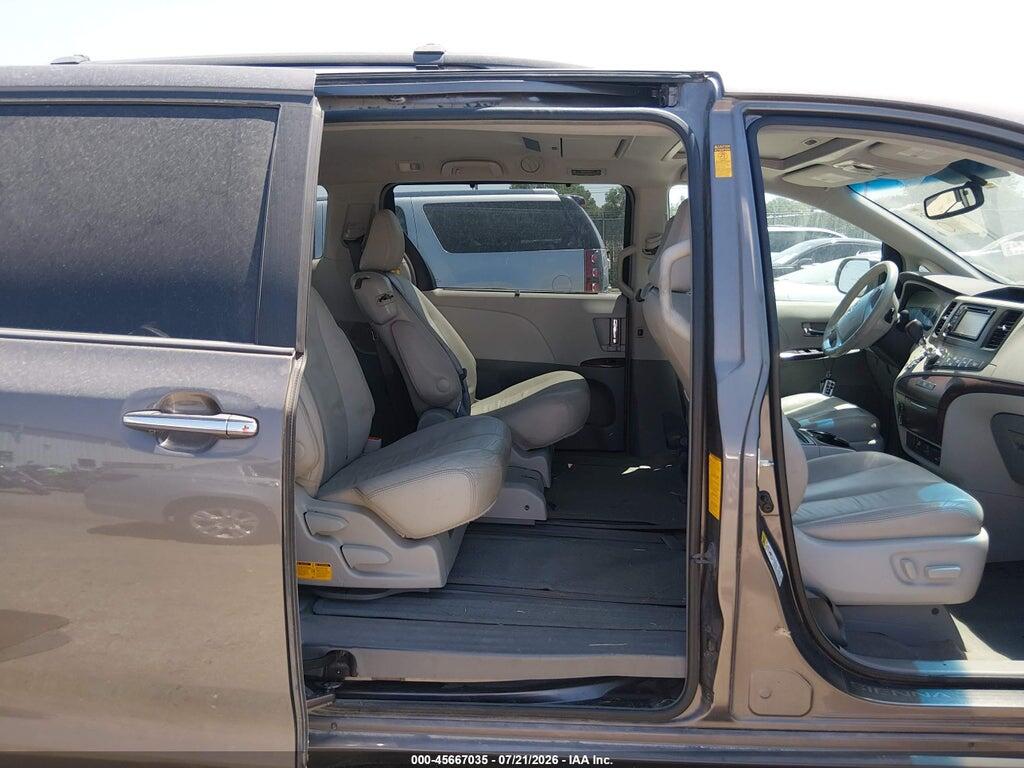 5TDYK3DC1DS351585 2013 TOYOTA SIENNA photo no. 8