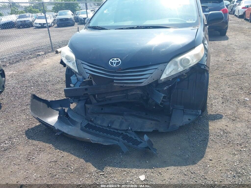 5TDDK3DC1DS068151 2013 TOYOTA SIENNA photo no. 6