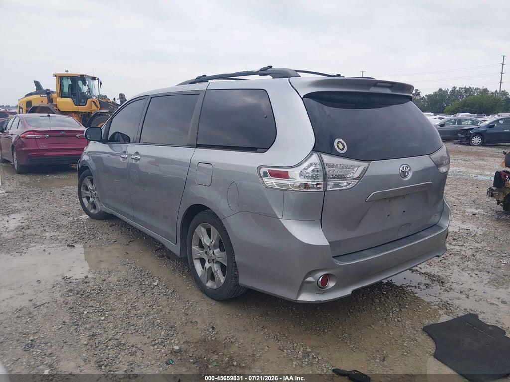 5TDXK3DC7DS373909 2013 TOYOTA SIENNA photo no. 3