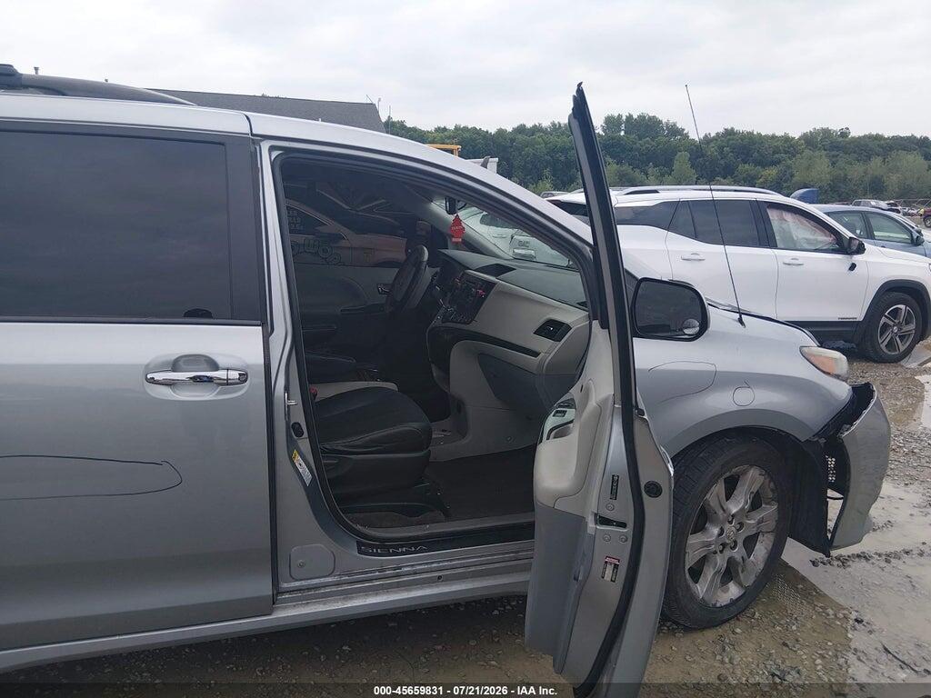 5TDXK3DC7DS373909 2013 TOYOTA SIENNA photo no. 5