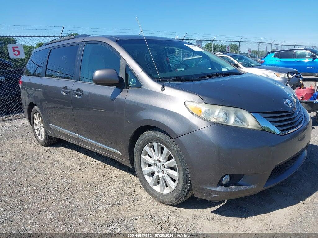 5TDDK3DC5DS065916 2013 TOYOTA SIENNA photo no. 1
