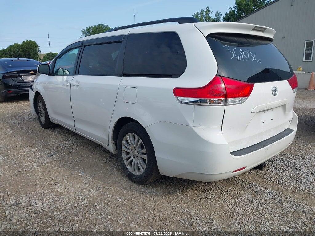 5TDYK3DC4DS368736 2013 TOYOTA SIENNA photo no. 3