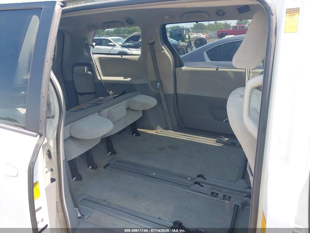 5TDKK3DC2DS372791 2013 TOYOTA SIENNA photo no. 8