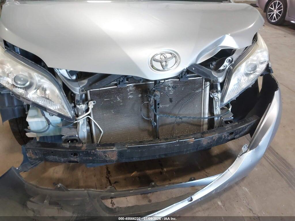 5TDKK3DC8DS331713 2013 TOYOTA SIENNA photo no. 6