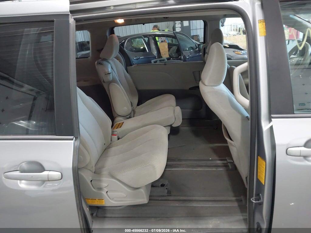 5TDKK3DC8DS331713 2013 TOYOTA SIENNA photo no. 8