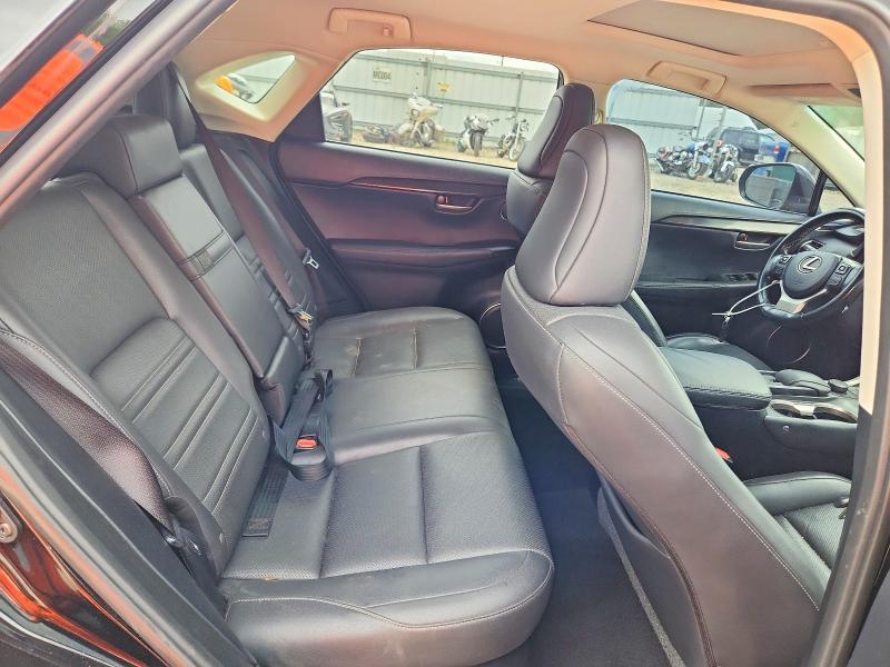 2017 LEXUS NX 200T BASE — Фото 10 из 12