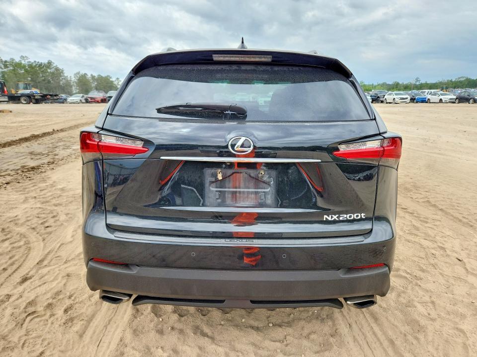 2017 LEXUS NX 200T BASE — Фото 6 из 12