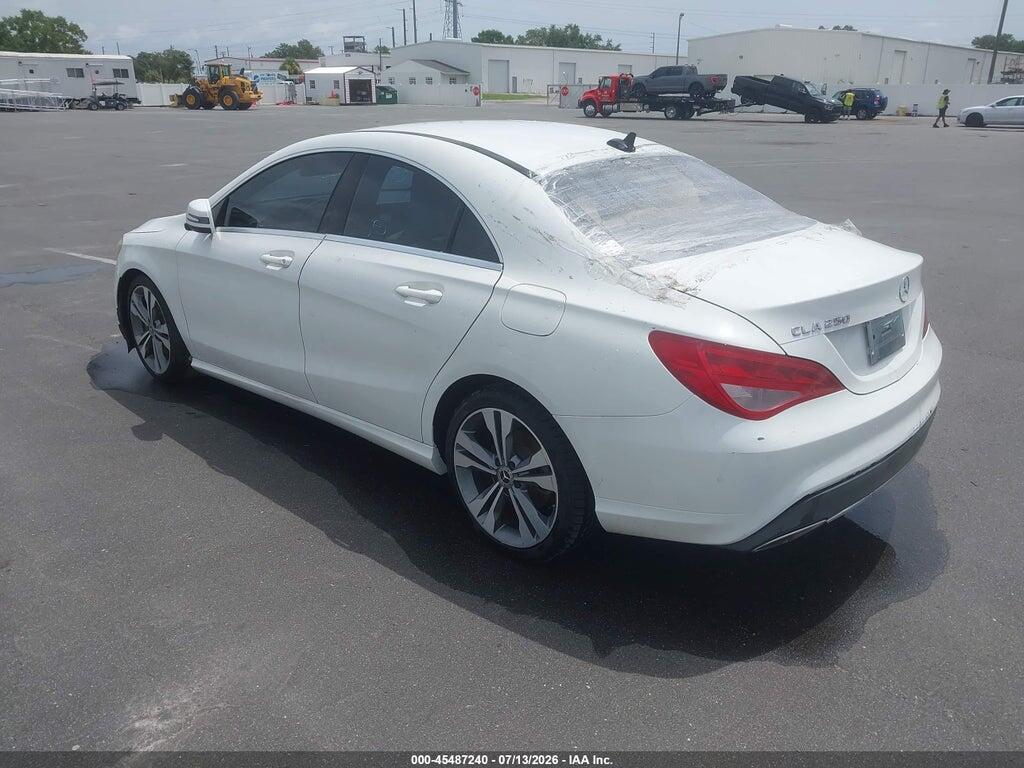 WDDSJ4EB4KN774092 2019 MERCEDES-BENZ CLA 250 photo no. 3