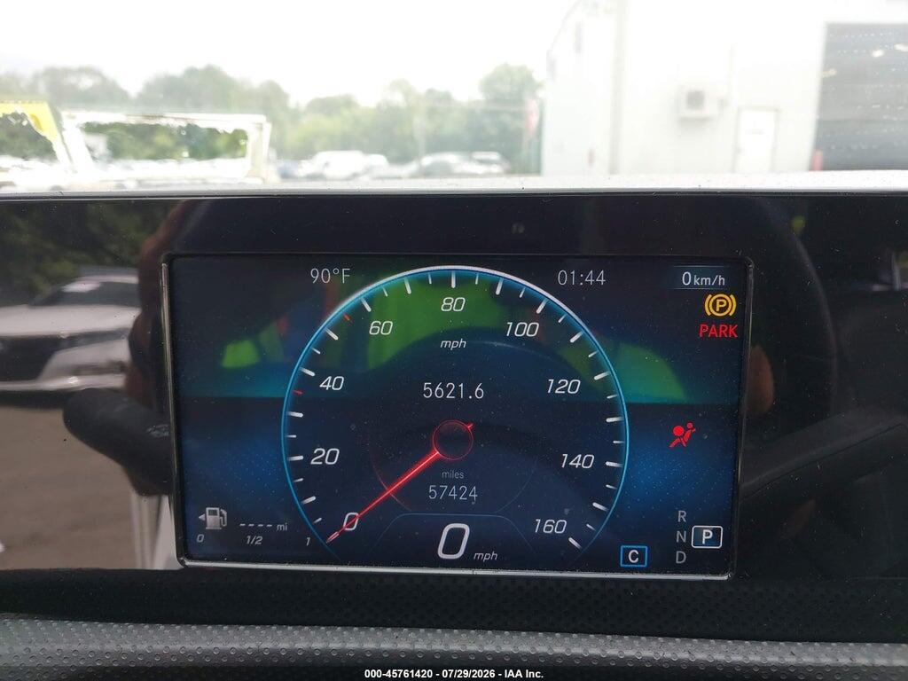 WDD3G4FB0KW010543 2019 MERCEDES-BENZ A 220 photo no. 7