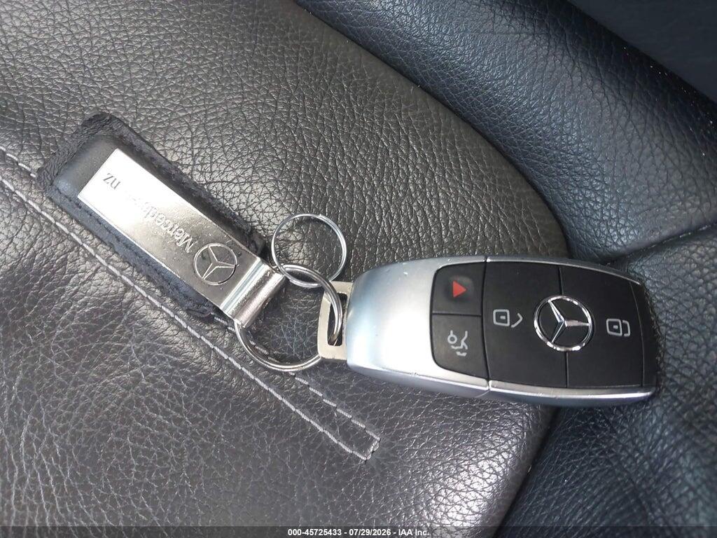 WDD3G4FB7KW002455 2019 MERCEDES-BENZ A 220 photo no. 11