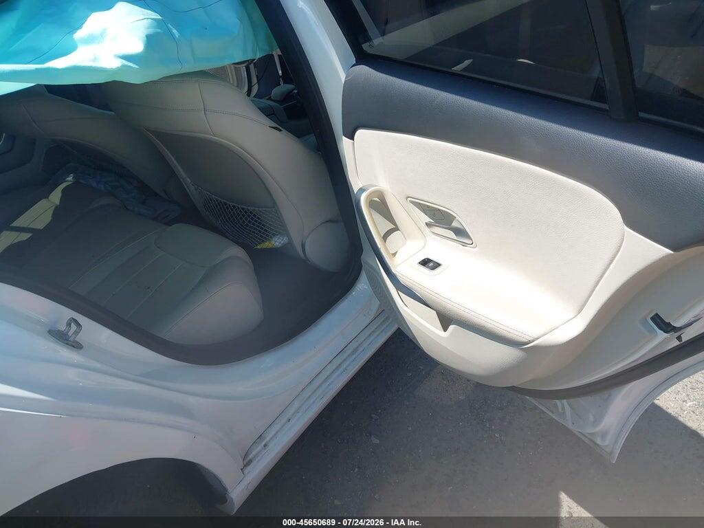 WDD3G4FB9KW012775 2019 MERCEDES-BENZ A 220 photo no. 8