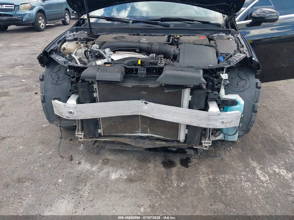 WDD3G4FB1KW024175 2019 MERCEDES-BENZ A 220 photo no. 6