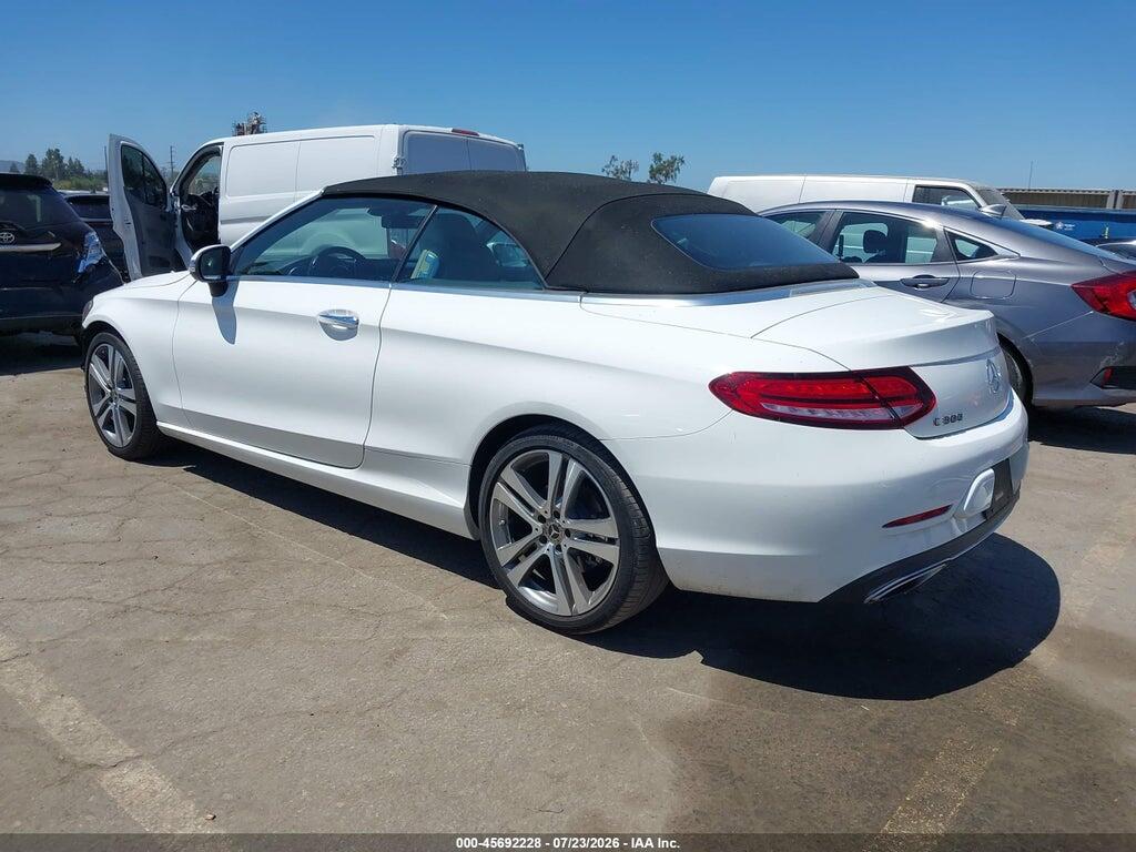 WDDWK8DB8KF859776 2019 MERCEDES-BENZ C 300 photo no. 3