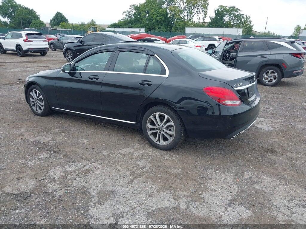 WDDWF4KB9JR403251 2018 MERCEDES-BENZ C 300 photo no. 3
