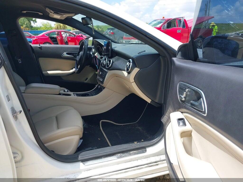 WDDSJ4EB7JN644872 2018 MERCEDES-BENZ CLA 250 photo no. 5