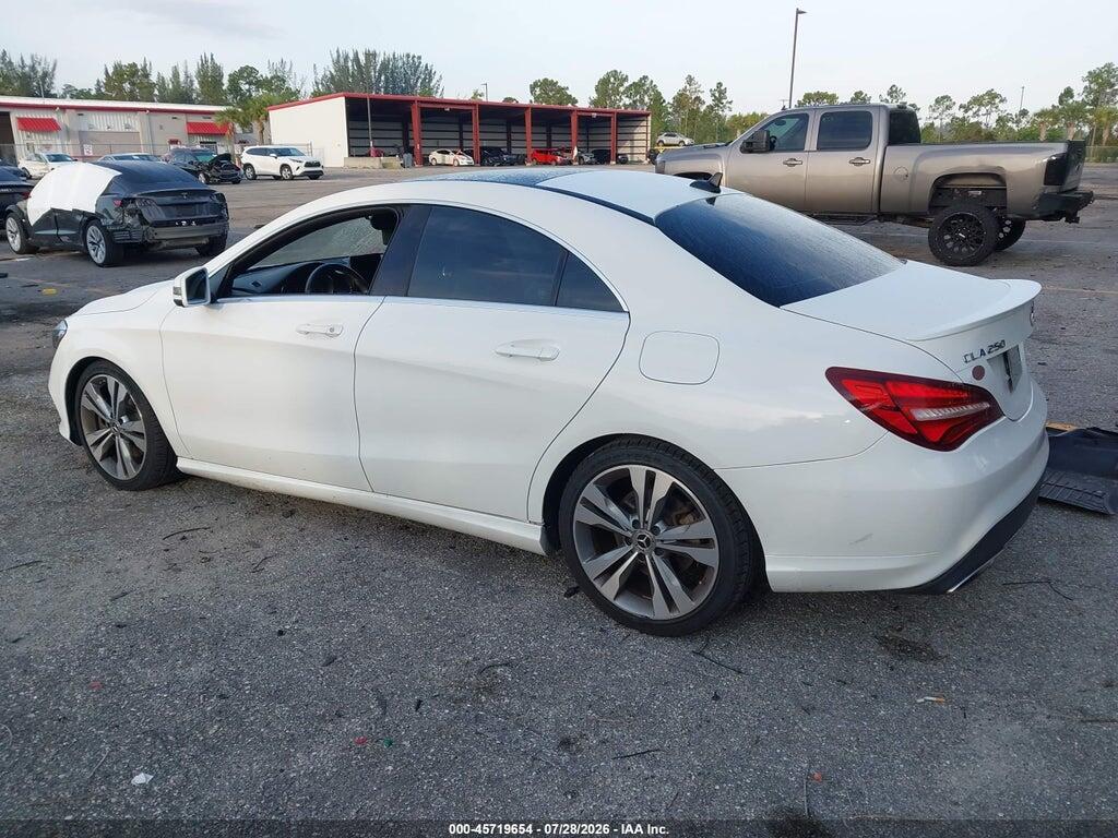 WDDSJ4EB6KN719028 2019 MERCEDES-BENZ CLA 250 photo no. 3