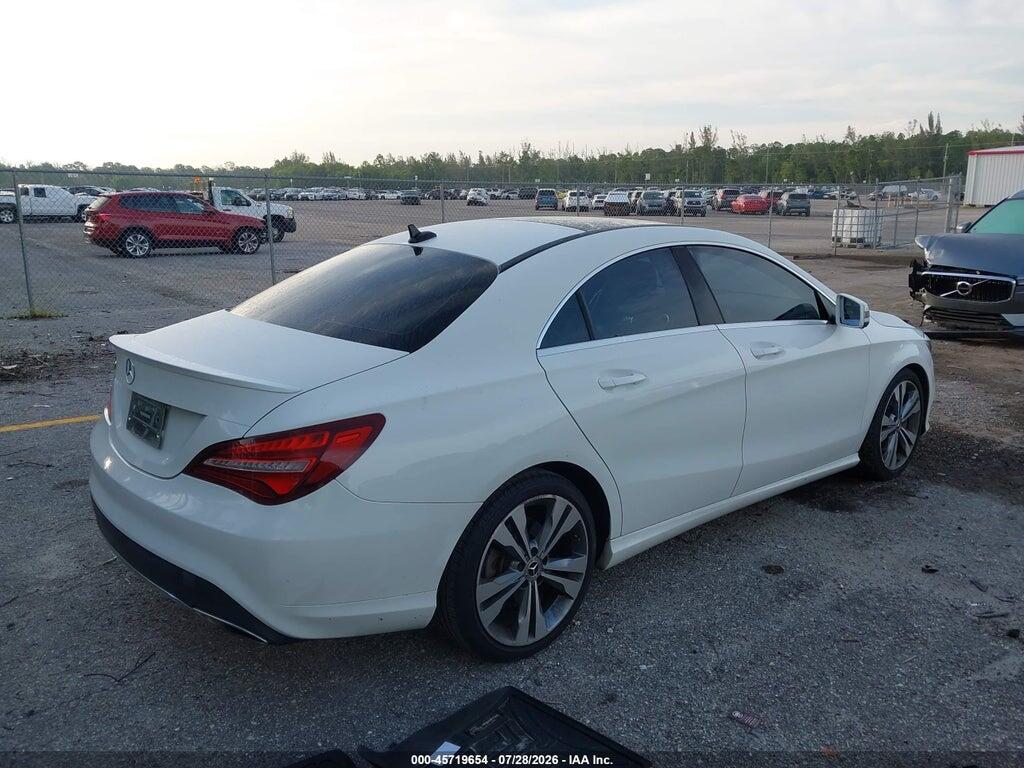 WDDSJ4EB6KN719028 2019 MERCEDES-BENZ CLA 250 photo no. 4