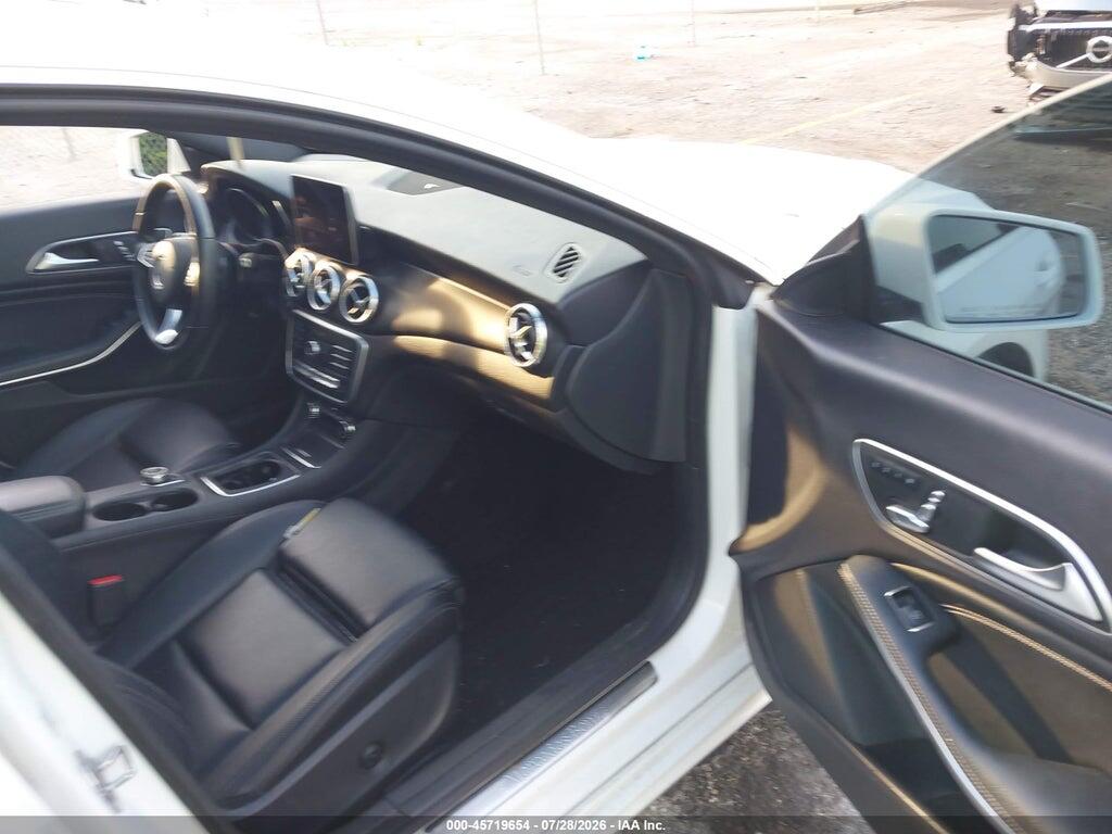 WDDSJ4EB6KN719028 2019 MERCEDES-BENZ CLA 250 photo no. 5