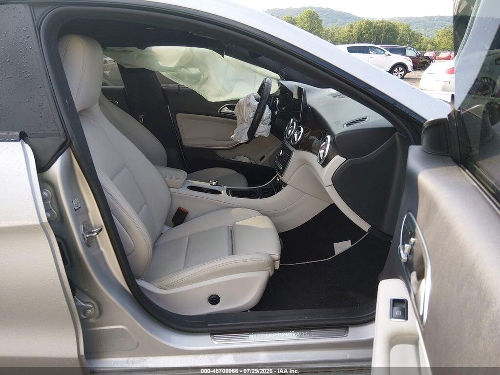 WDDSJ4GB8KN730075 2019 MERCEDES-BENZ CLA 250 photo no. 5