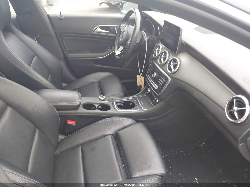WDDSJ4GB8KN766610 2019 MERCEDES-BENZ CLA 250 photo no. 5