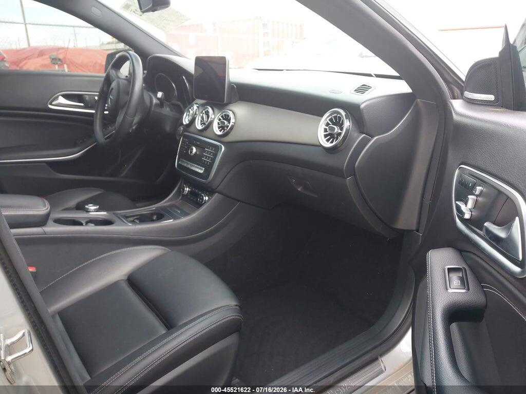WDDSJ4EB1KN740854 2019 MERCEDES-BENZ CLA 250 photo no. 5