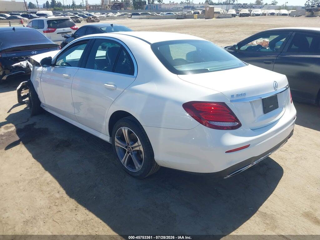 WDDZF4JB5KA515754 2019 MERCEDES-BENZ E 300 photo no. 3