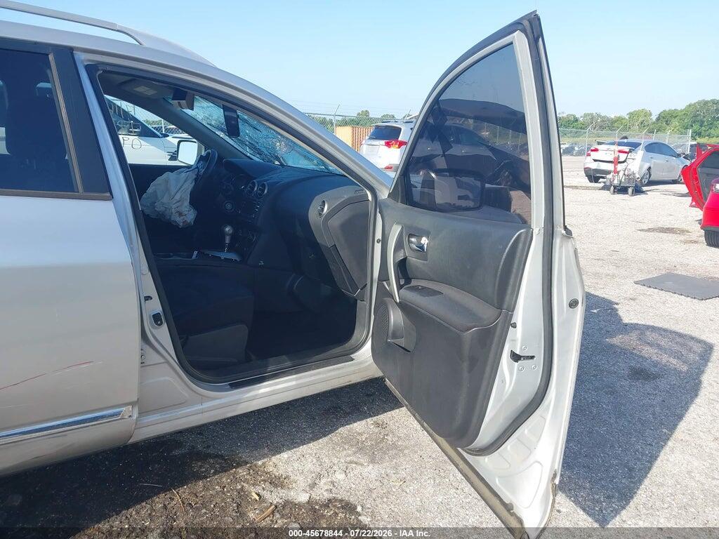JN8AS5MT8FW650902 2015 NISSAN ROGUE SELECT photo no. 5