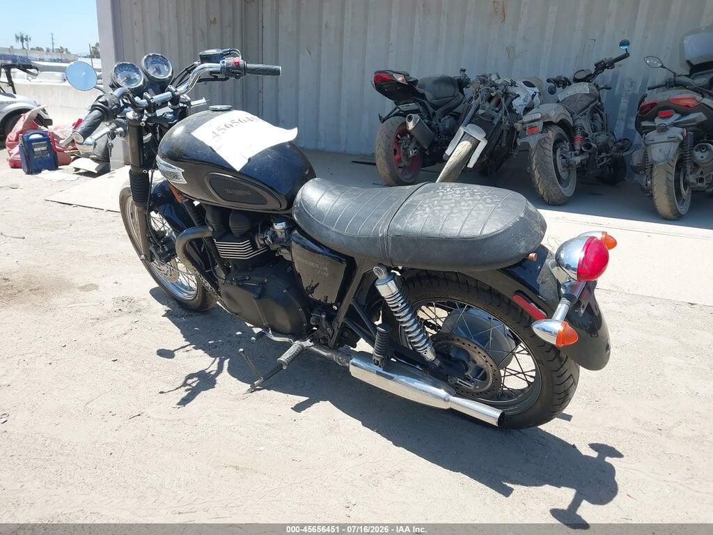 SMT910K14DT571880 2013 TRIUMPH MOTORCYCLE BONNEVILLE photo no. 3