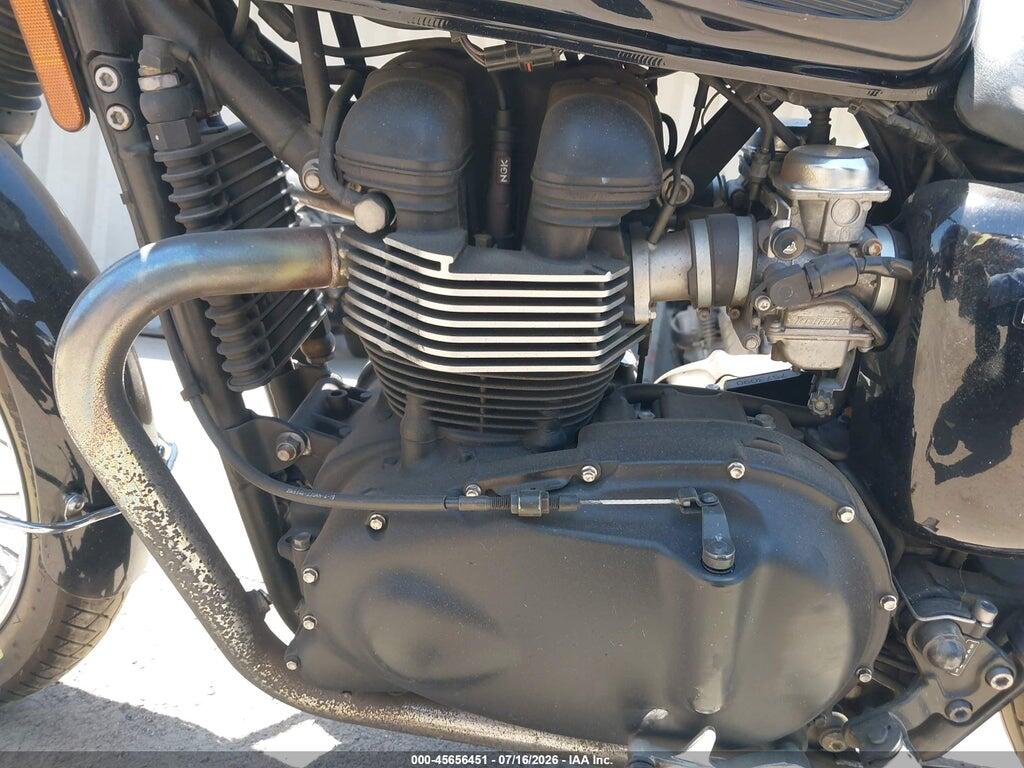 SMT910K14DT571880 2013 TRIUMPH MOTORCYCLE BONNEVILLE photo no. 9