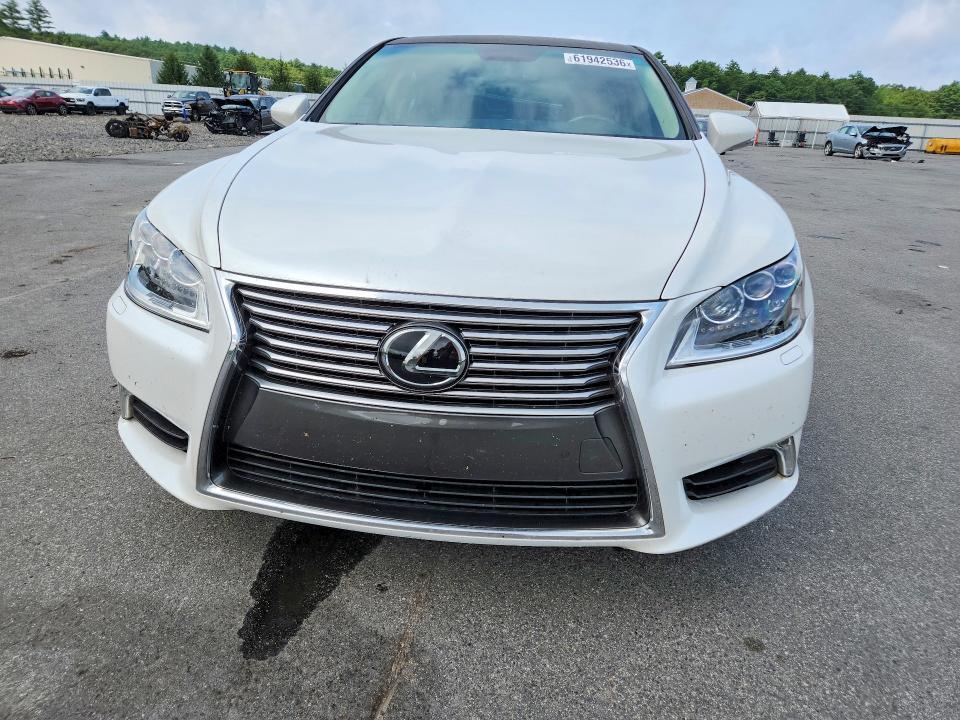 2017 LEXUS LS 460 — Фото 5 из 13