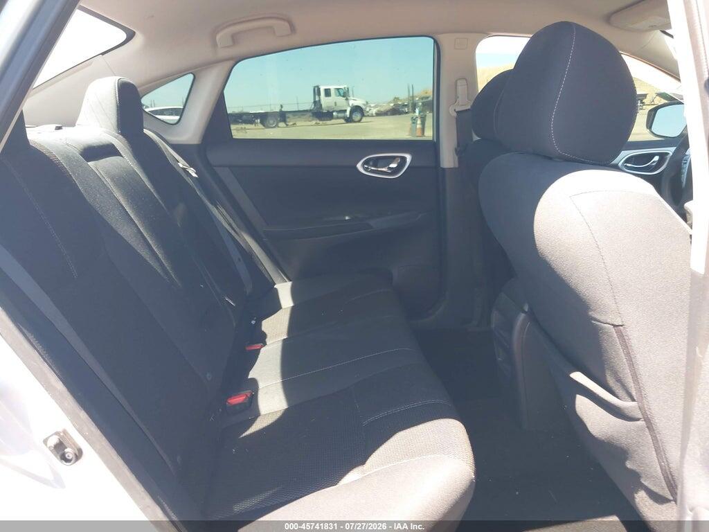 3N1AB7AP3FY333409 2015 NISSAN SENTRA photo no. 8