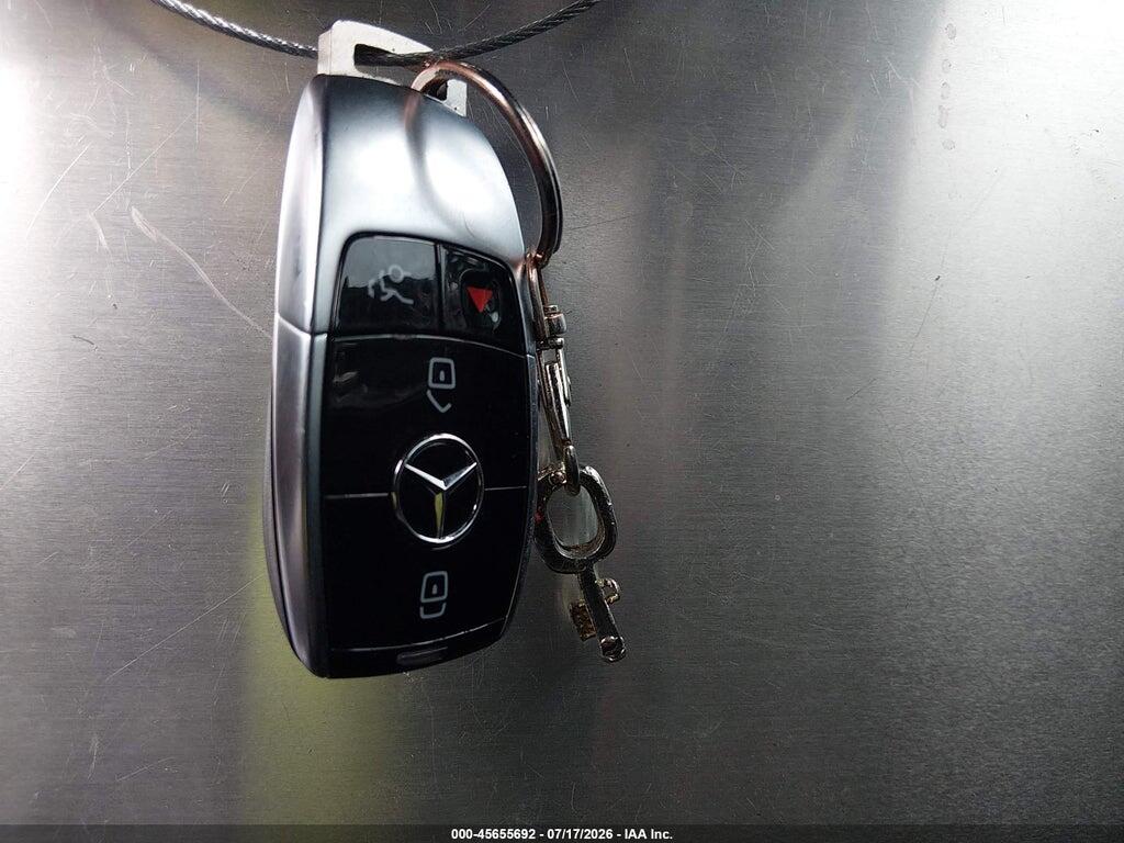 WDD1K6FB1JF049660 2018 MERCEDES-BENZ E 400 photo no. 11