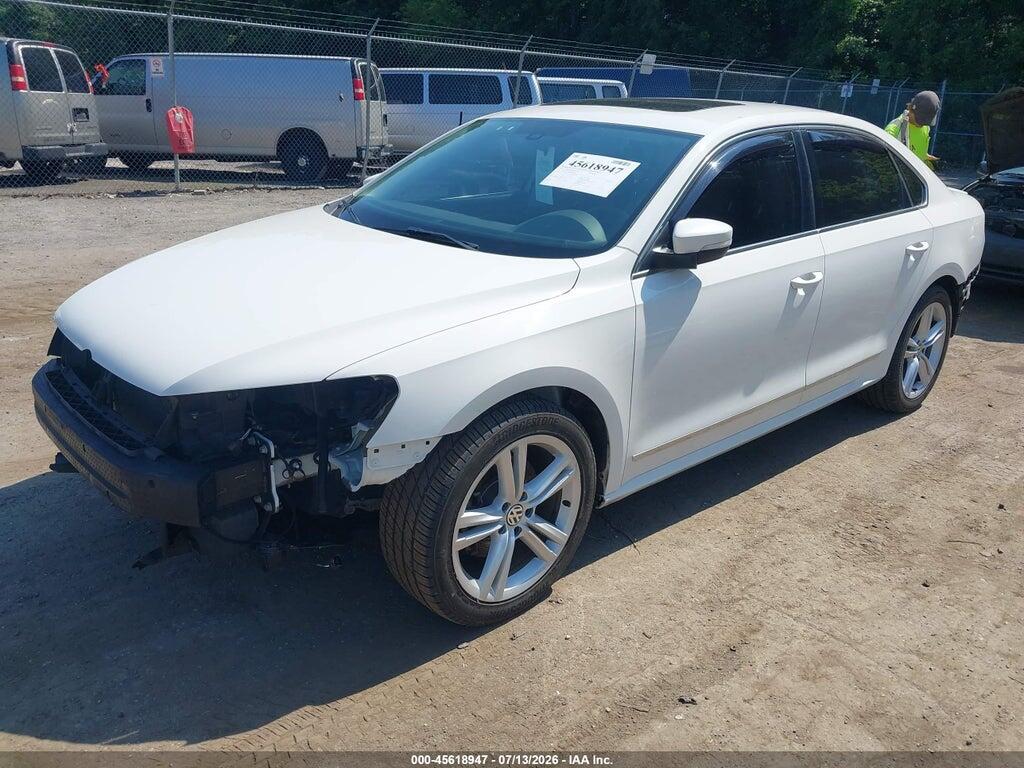 1VWCN7A30DC138445 2013 VOLKSWAGEN PASSAT photo no. 2