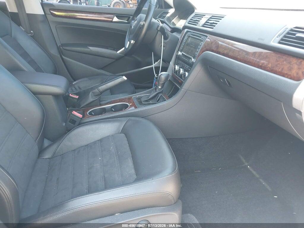 1VWCN7A30DC138445 2013 VOLKSWAGEN PASSAT photo no. 5