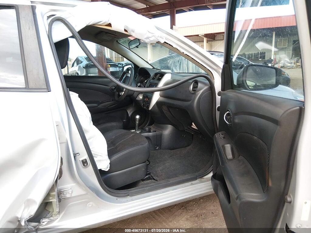 3N1CN7AP0FL953731 2015 NISSAN VERSA photo no. 5