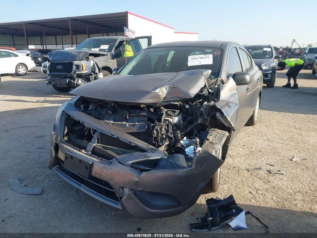 3N1CN7AP7FL860575 2015 NISSAN VERSA photo no. 2