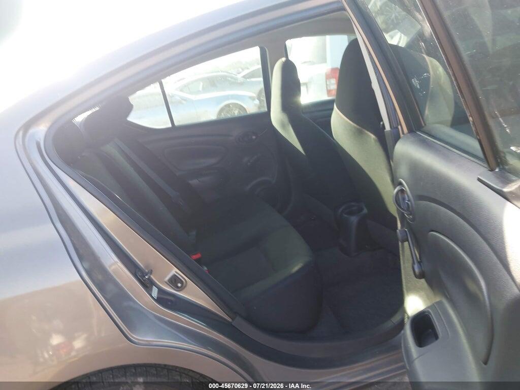3N1CN7AP7FL860575 2015 NISSAN VERSA photo no. 8
