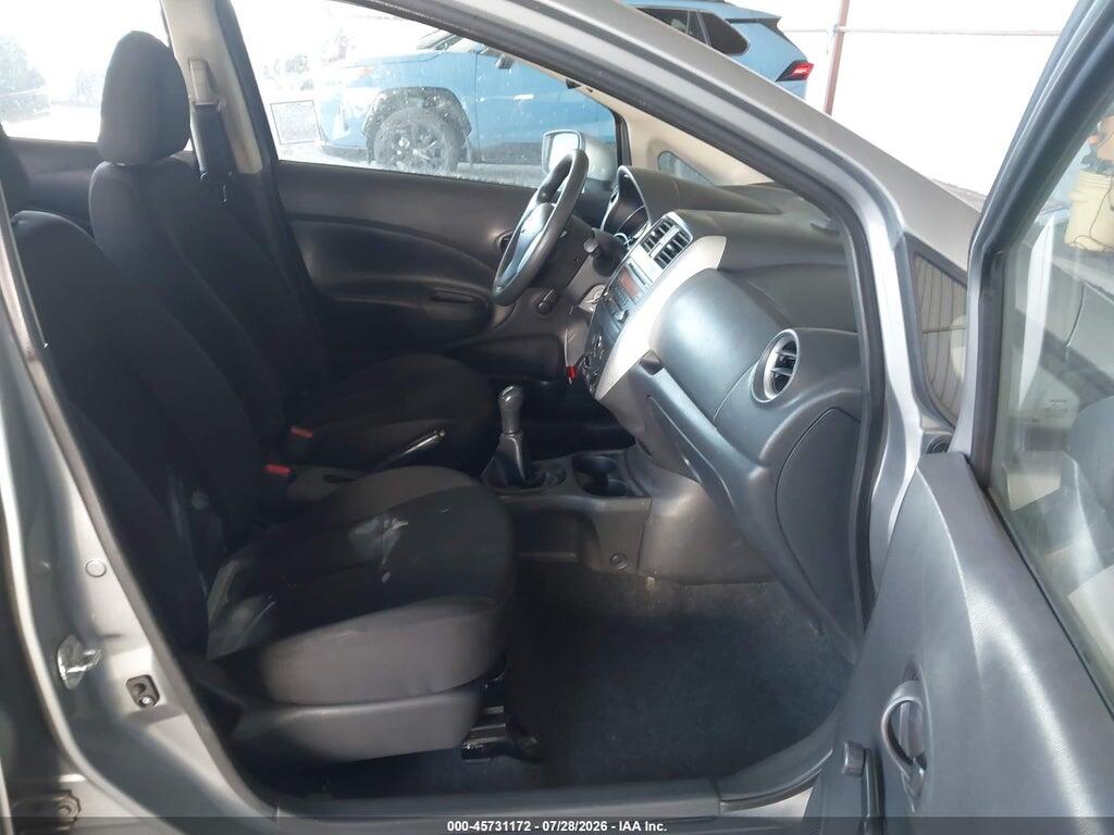 3N1CE2CPXFL439630 2015 NISSAN VERSA NOTE photo no. 5