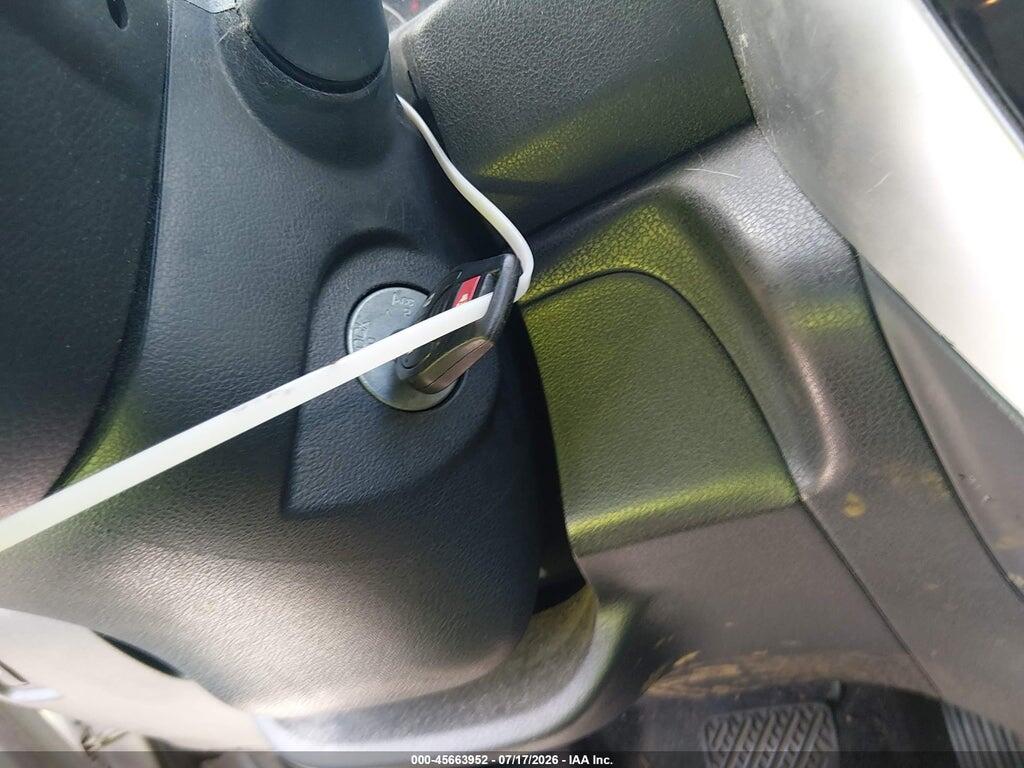 3N1CE2CP3FL410227 2015 NISSAN VERSA NOTE photo no. 11