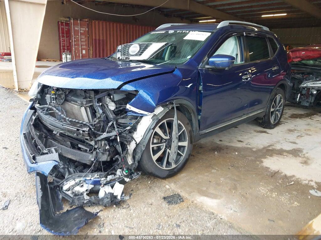 5N1AT2MV0LC718157 2020 NISSAN ROGUE photo no. 2
