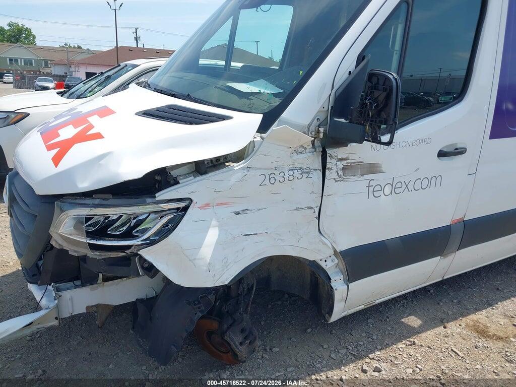 WD3PF1CD3KP058366 2019 MERCEDES-BENZ SPRINTER 2500 photo no. 8