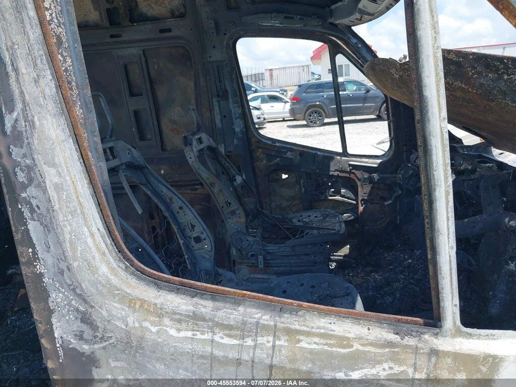 WD3PF1CD1KP085081 2019 MERCEDES-BENZ SPRINTER 2500 photo no. 5