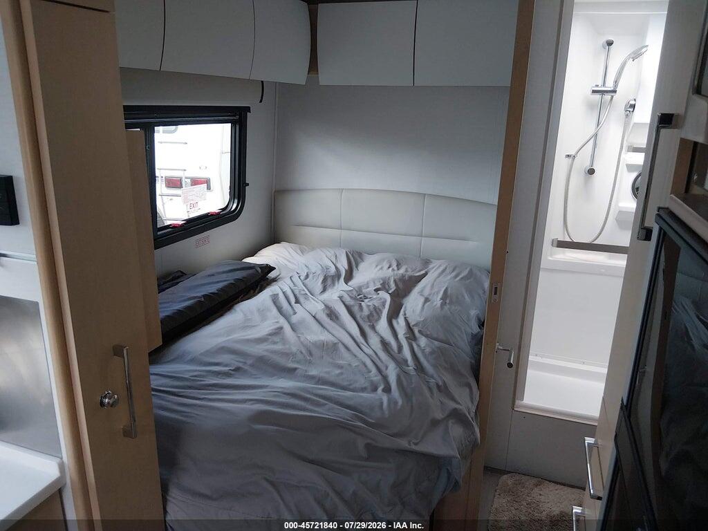 WDAPF4CD6KN029532 2019 MERCEDES-BENZ SPRINTER 4500 photo no. 7