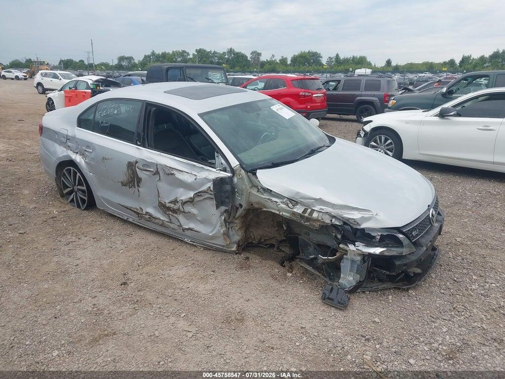 3VW467AJ9DM246786 2013 VOLKSWAGEN JETTA photo no. 1