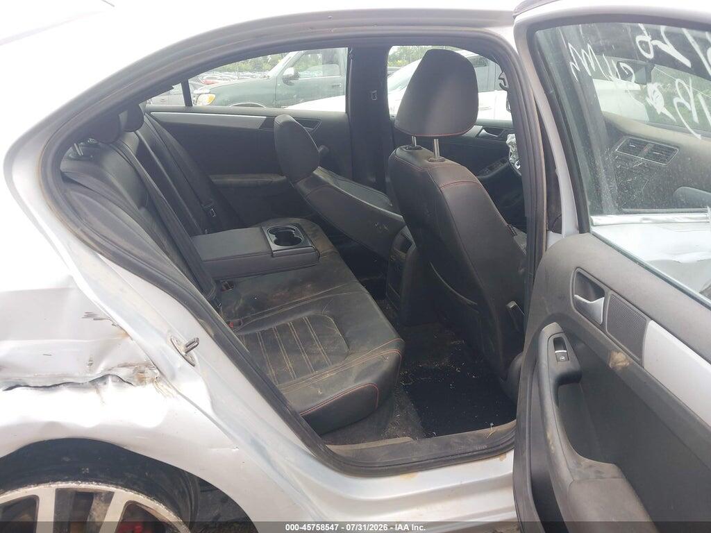 3VW467AJ9DM246786 2013 VOLKSWAGEN JETTA photo no. 8