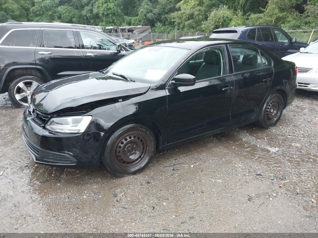 3VW2K7AJ5DM412997 2013 VOLKSWAGEN JETTA photo no. 2