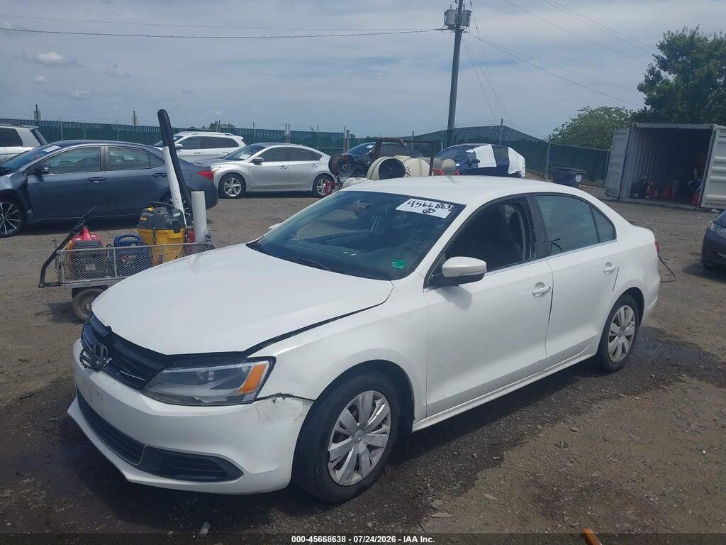 3VWDP7AJ0DM393205 2013 VOLKSWAGEN JETTA photo no. 2